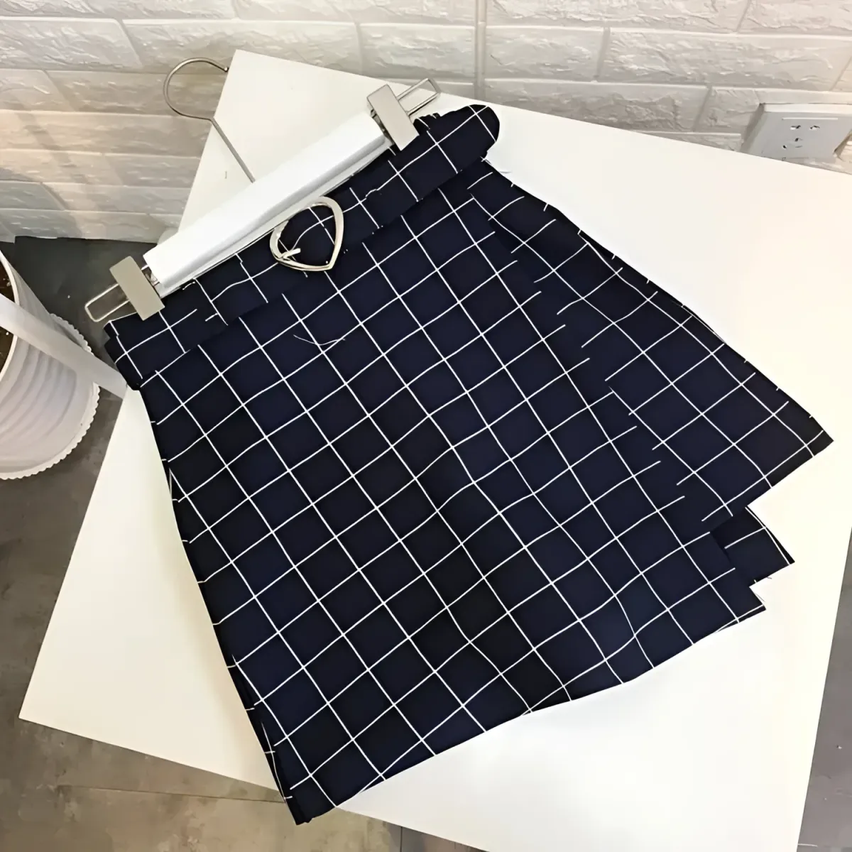 Plaid A-Line Mini Skirt with Heart Buckle - Image 7