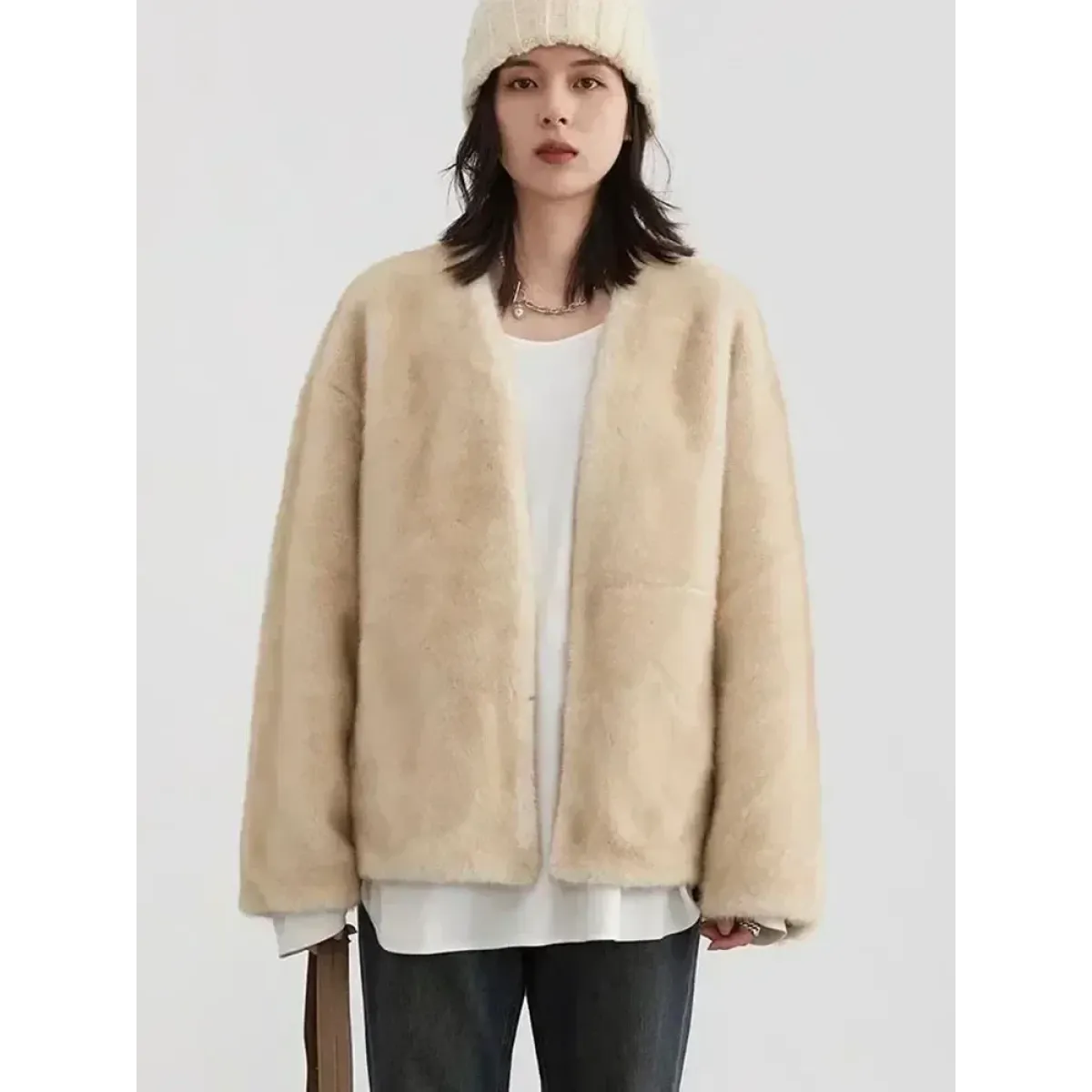 Plush V-Neck Loose Fit Jacket - Image 4