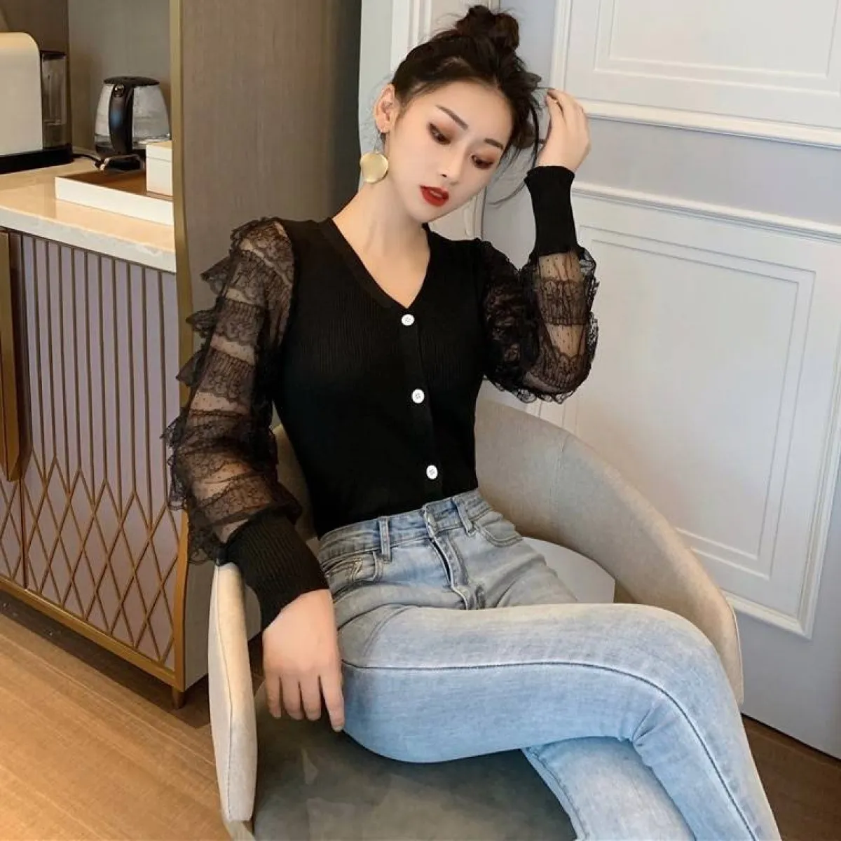 Ruffled Knitted Cardigan - Image 4