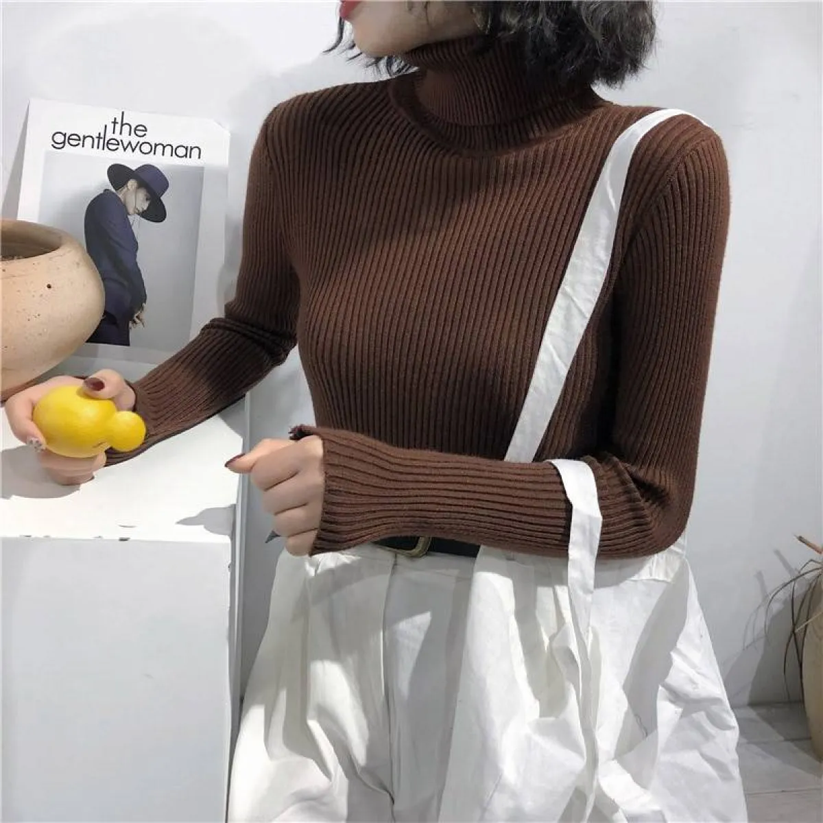 Thick Knitted Sweater - Image 16